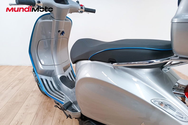 Motorbike image 8