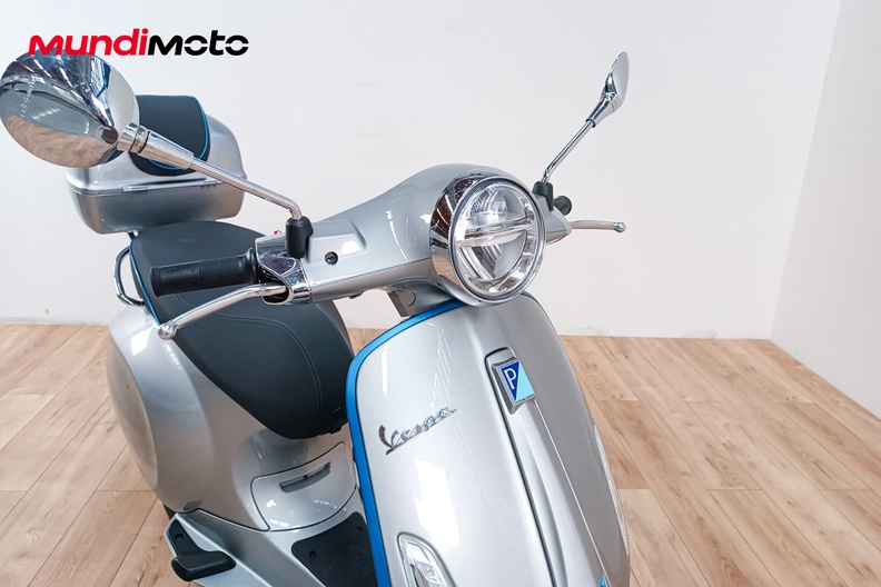 Motorbike image 4