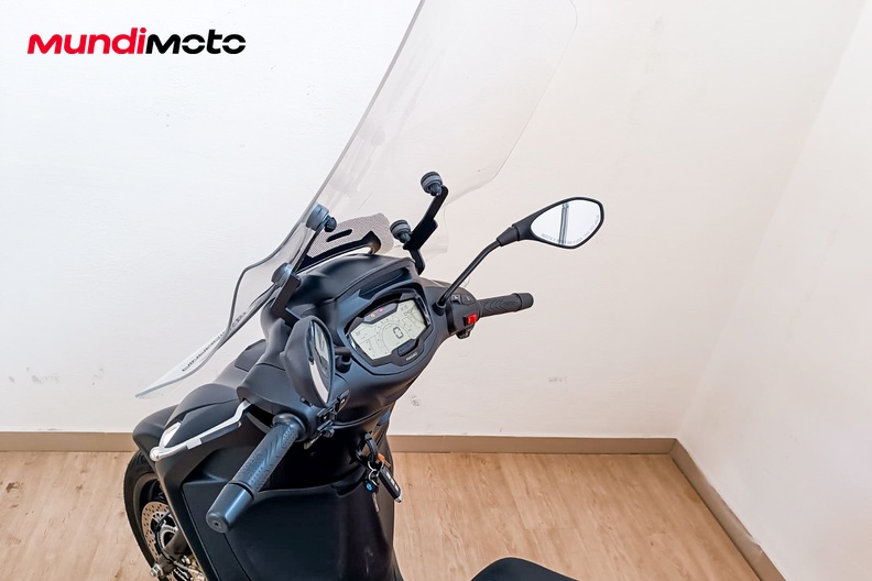 Motorbike image 10
