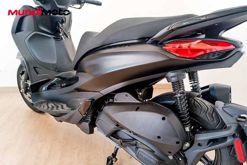 Motorbike image 8