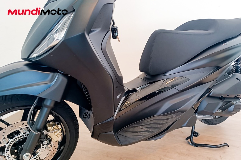 Motorbike image 9
