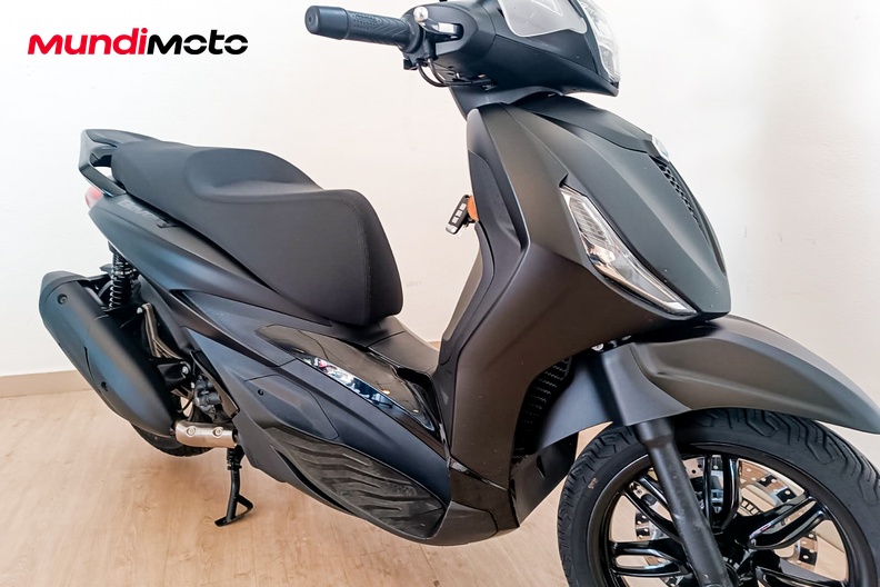 Motorbike image 4