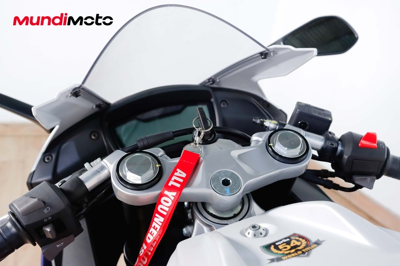 Motorbike image 10