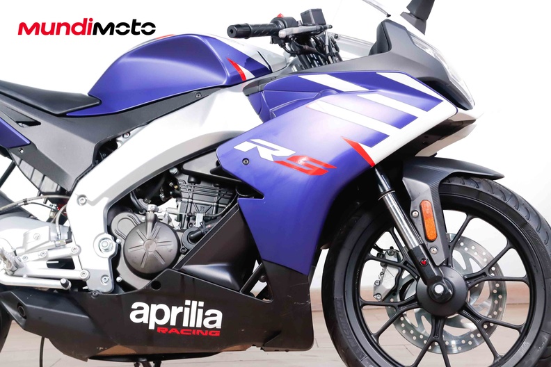 Motorbike image 12