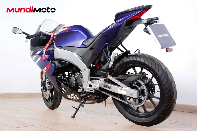 Motorbike image 6