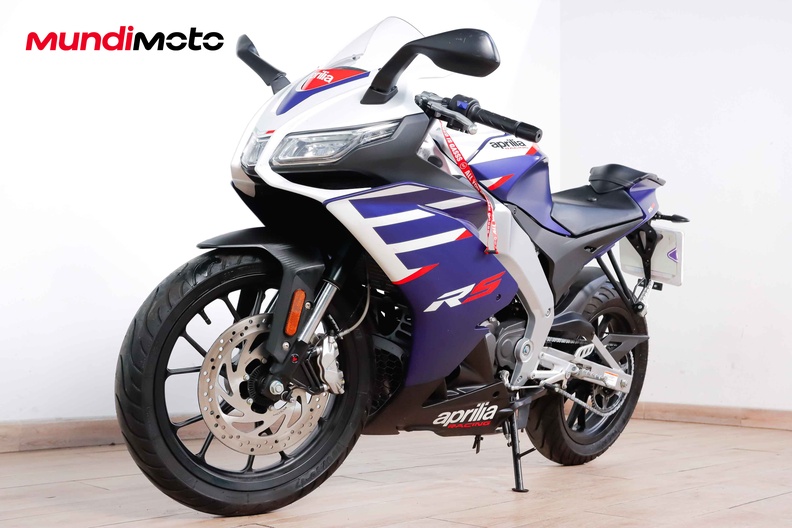 Motorbike image 7