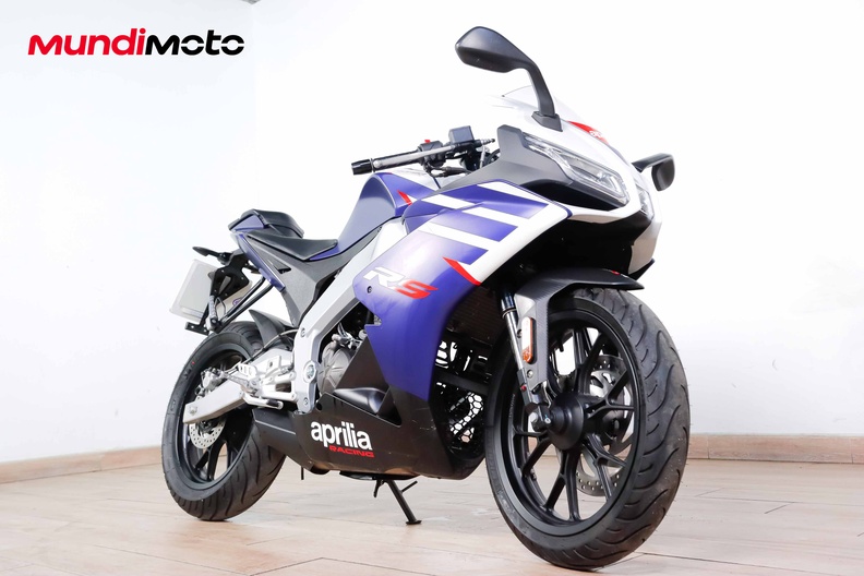 Motorbike image 1