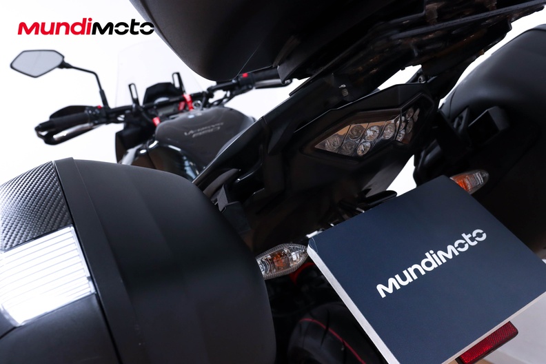Motorbike image 9
