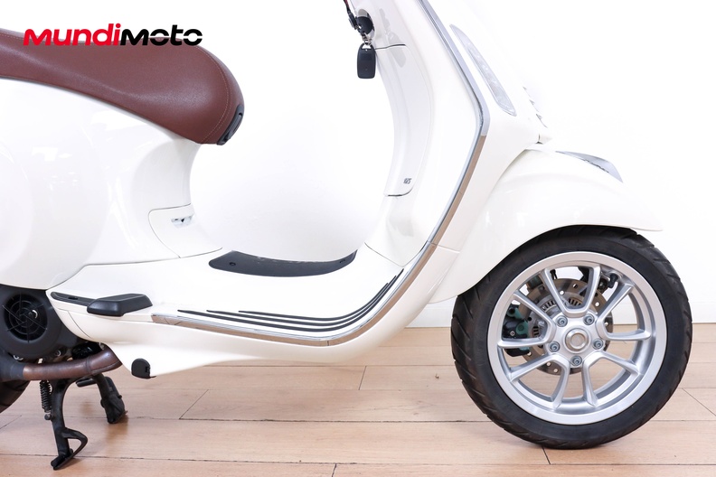 Motorbike image 12