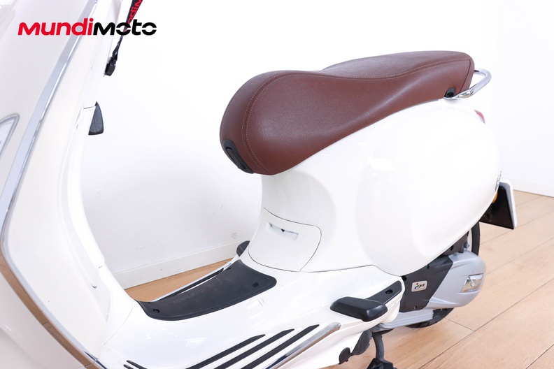 Motorbike image 8