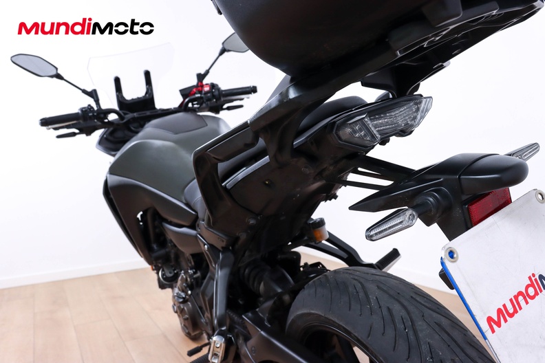 Motorbike image 8