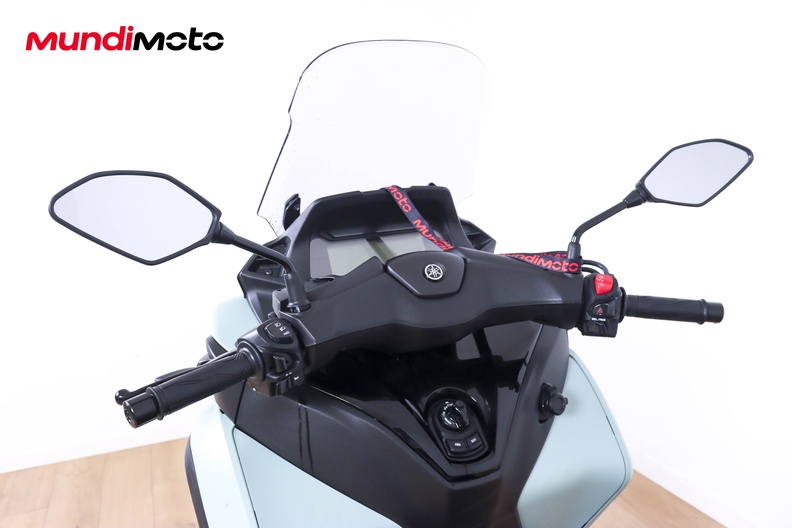 Motorbike image 10
