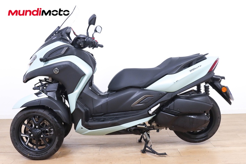 Motorbike image 5