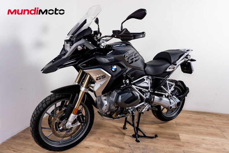 Motorbike image 6