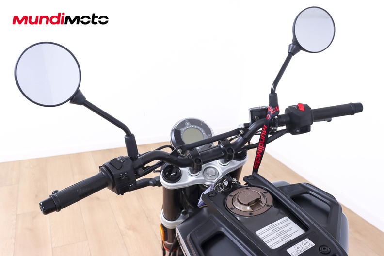 Motorbike image 10