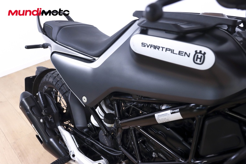 Motorbike image 12