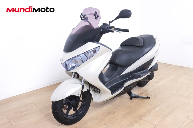 Motorbike image 7