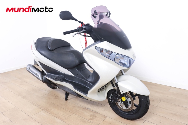 Motorbike image 1