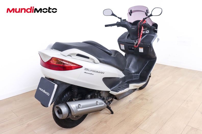 Motorbike image 2