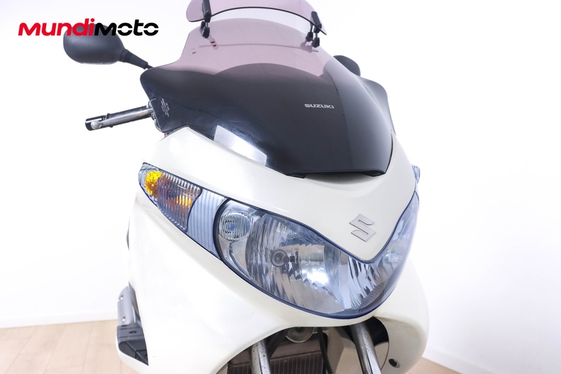 Motorbike image 4