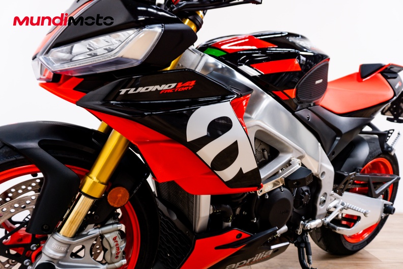 Motorbike image 9