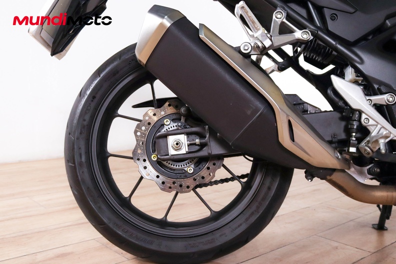 Motorbike image 3