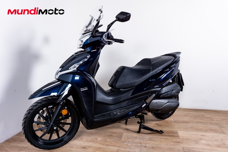 Motorbike image 6