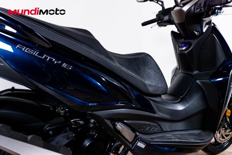 Motorbike image 3