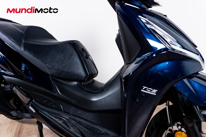 Motorbike image 4