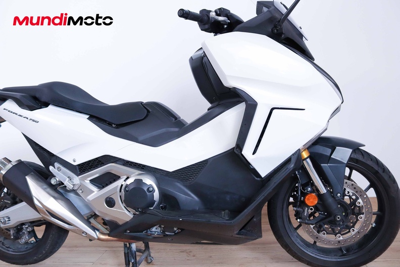 Motorbike image 12