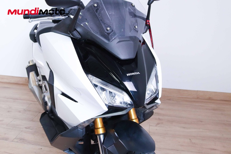 Motorbike image 4