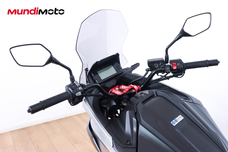 Motorbike image 10