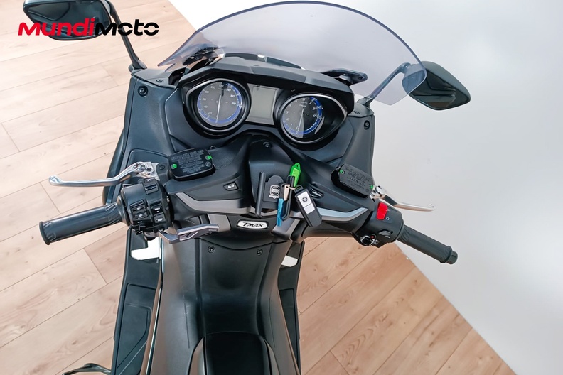 Motorbike image 10