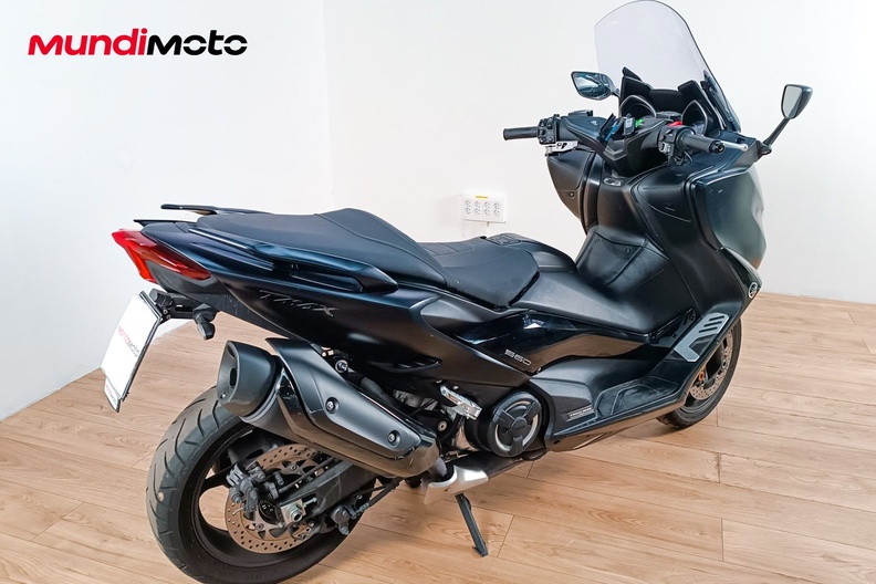 Motorbike image 2