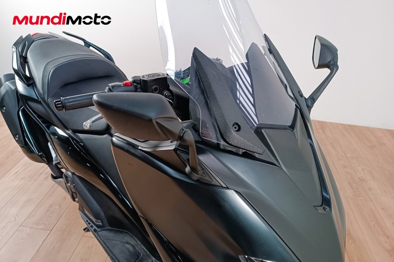 Motorbike image 4