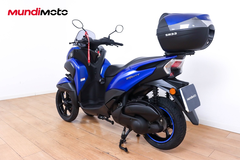 Motorbike image 6