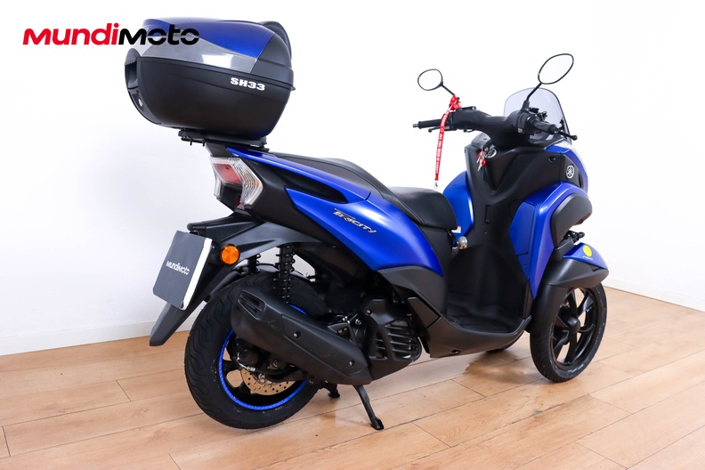 Motorbike image 2