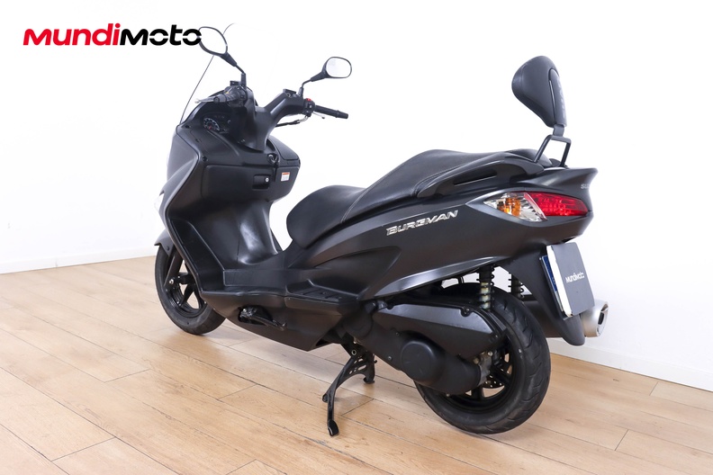 Motorbike image 6