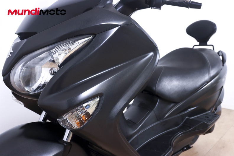 Motorbike image 8