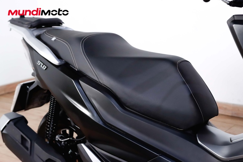 Motorbike image 13