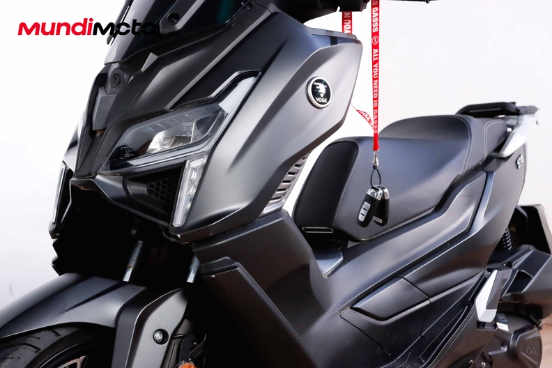 Motorbike image 8