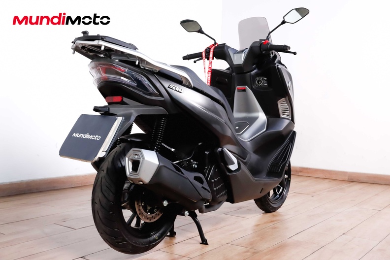 Motorbike image 2