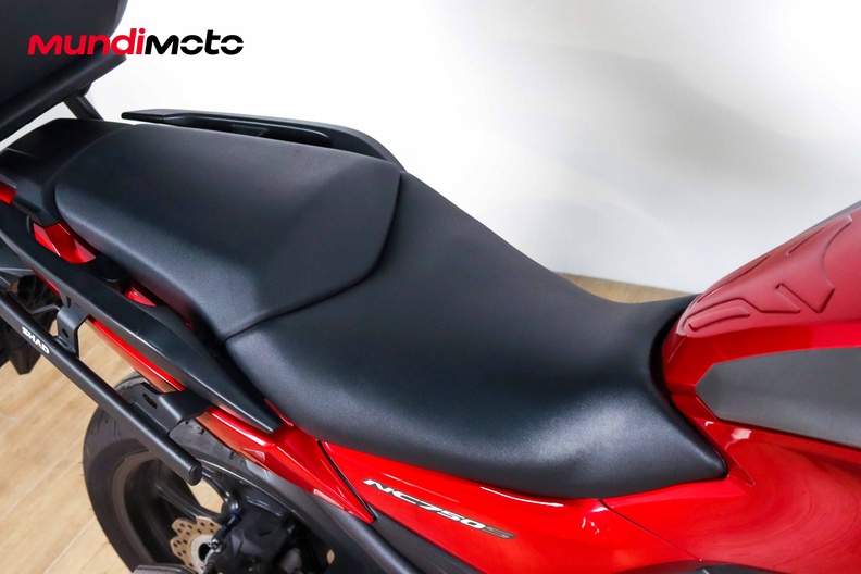 Motorbike image 13