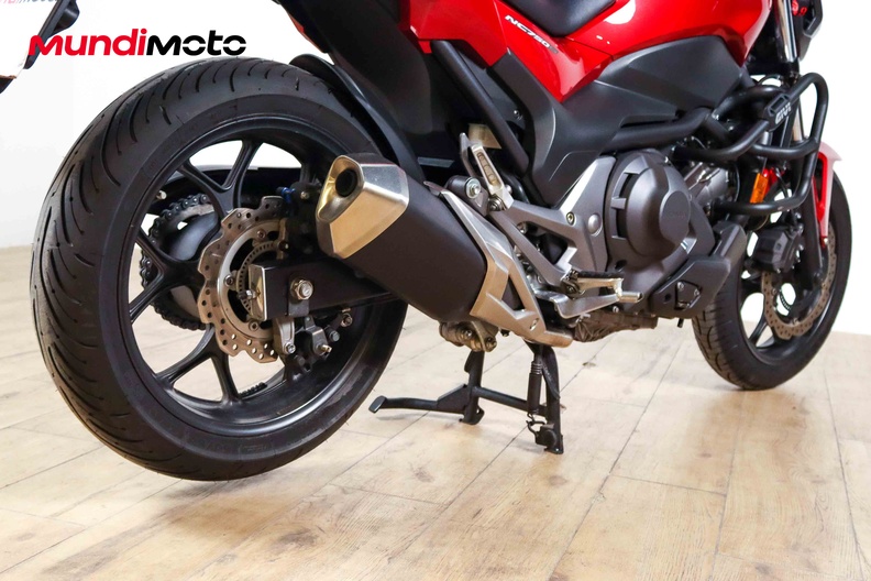 Motorbike image 3