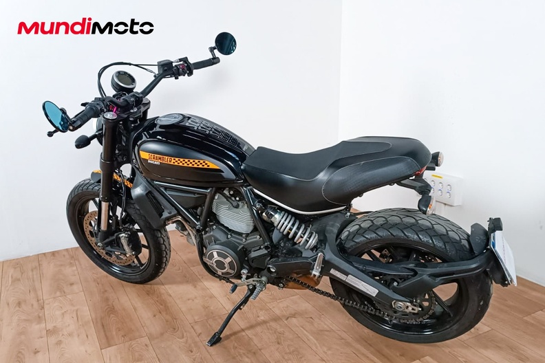 Motorbike image 7