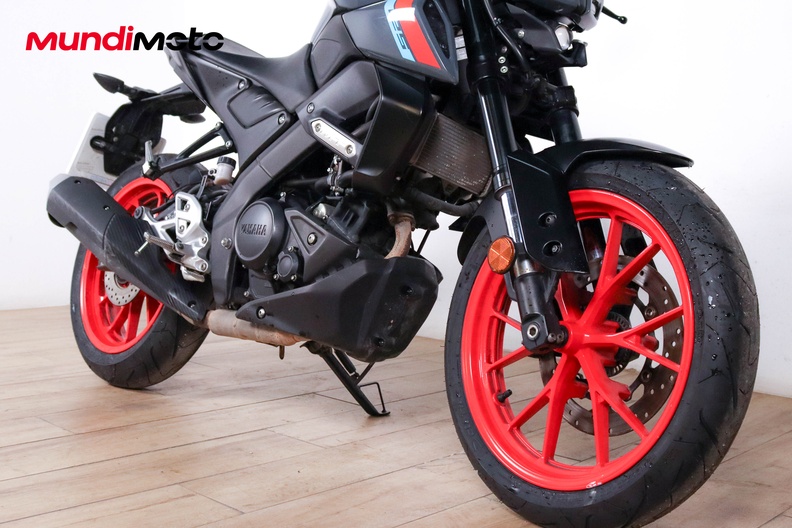 Motorbike image 12