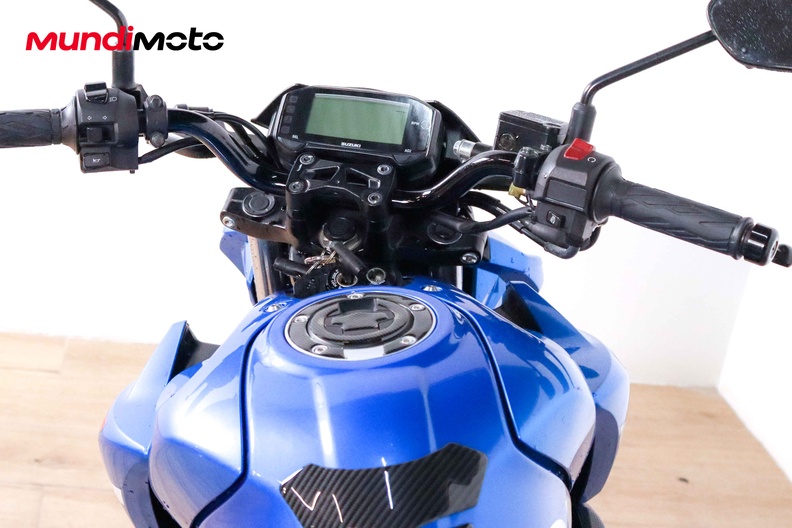 Motorbike image 10