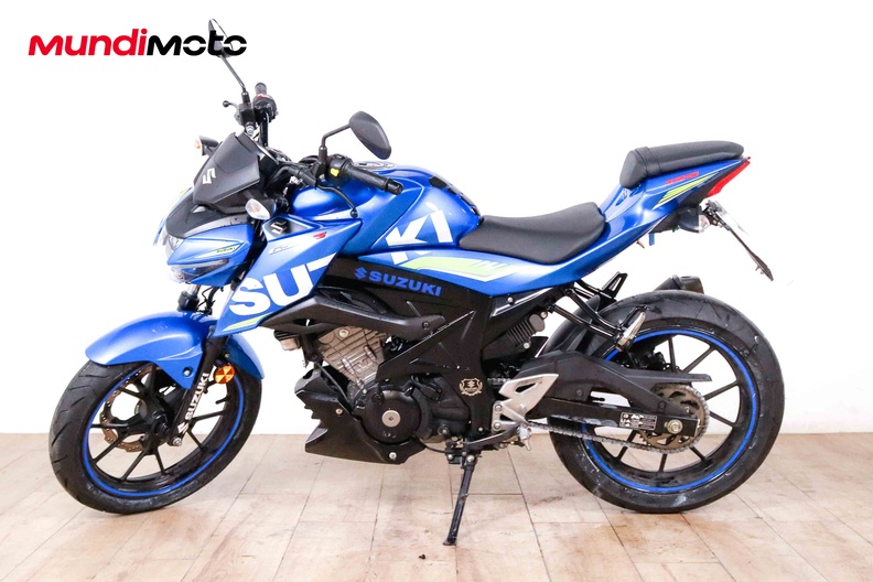 Motorbike image 5