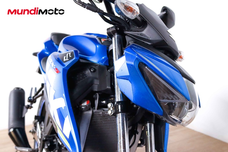 Motorbike image 4