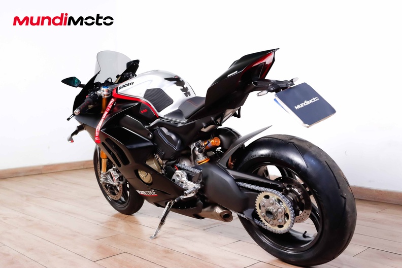 Motorbike image 6